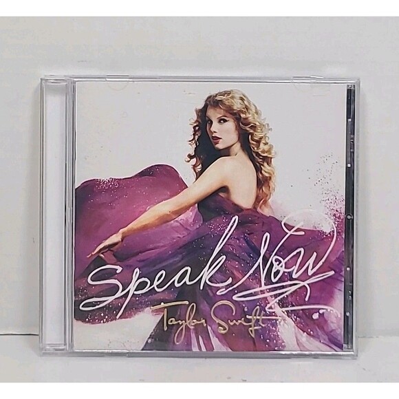 Unbranded Other - Speak Now - Audio CD By Taylor Swift -2010 BTMSR0300A VERY GOOD